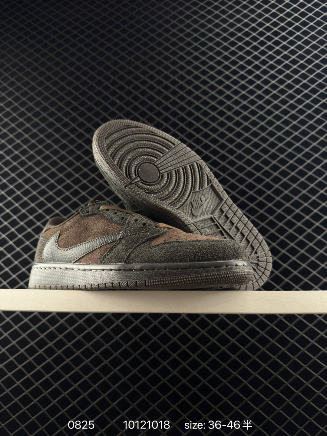 Travis Scott x Air Jordan 1 ” Reverse Mocha “